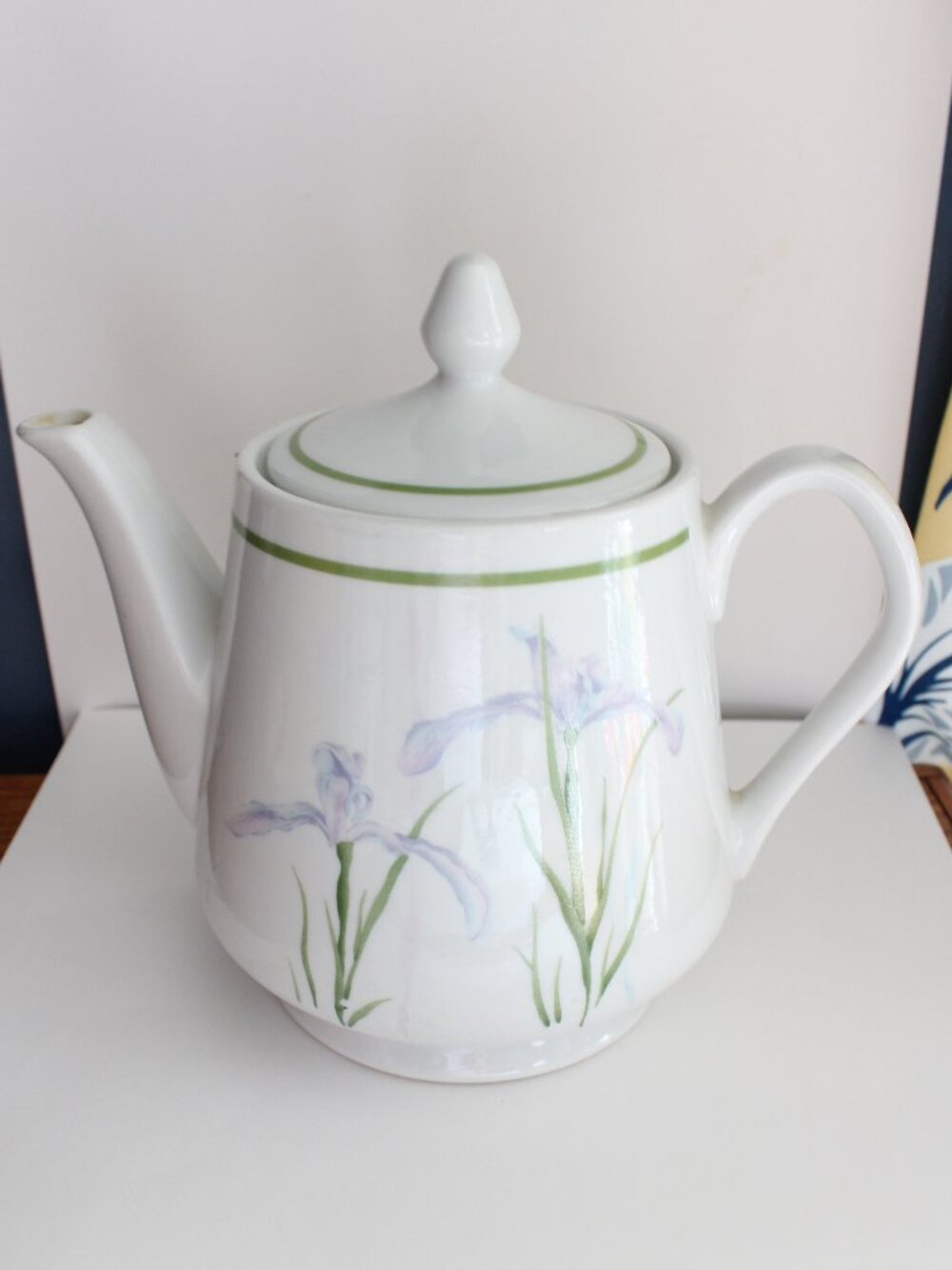 Corelle Shadow Iris fine Porcelain Teapot